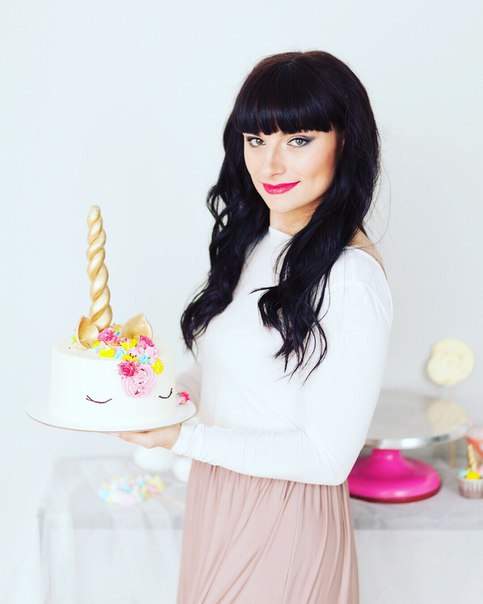 [Виктория Фомичева] Азбука кондитерского искусства_0.jpg